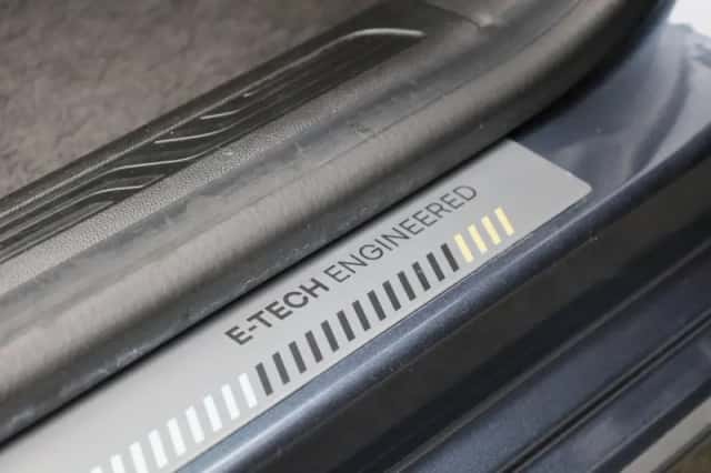 Renault Mégane E-Tech (2023) thumbnail 35
