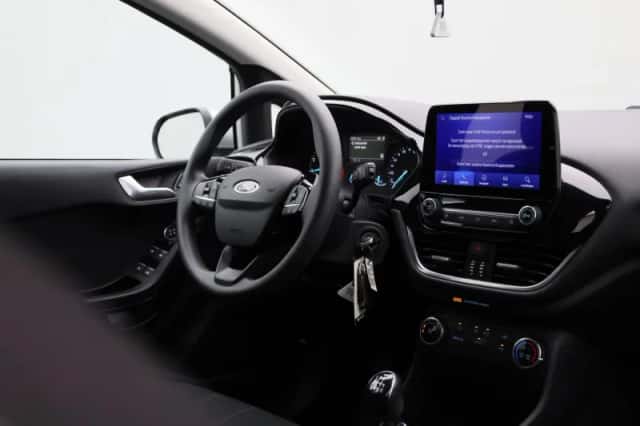 Ford Fiesta (2020) thumbnail 35