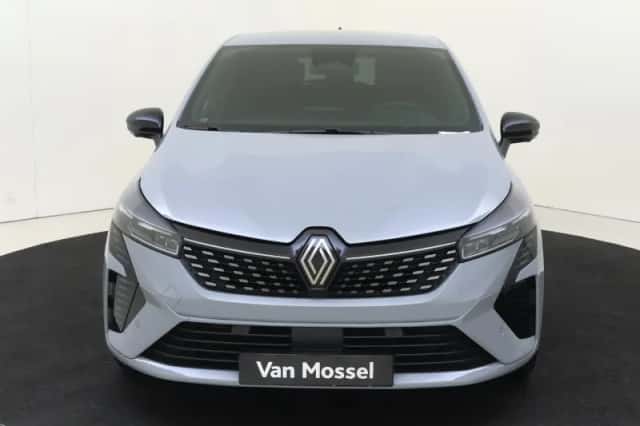 Renault Clio (2025) thumbnail 2