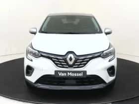 Renault Captur (2021) thumbnail 2