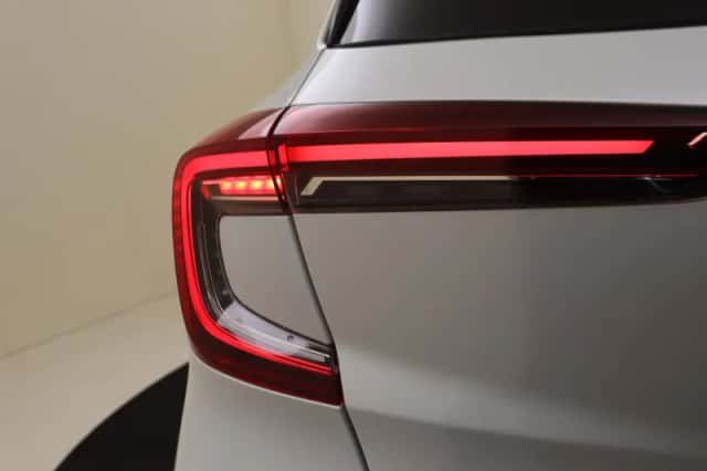 Renault Captur (2021) thumbnail 33