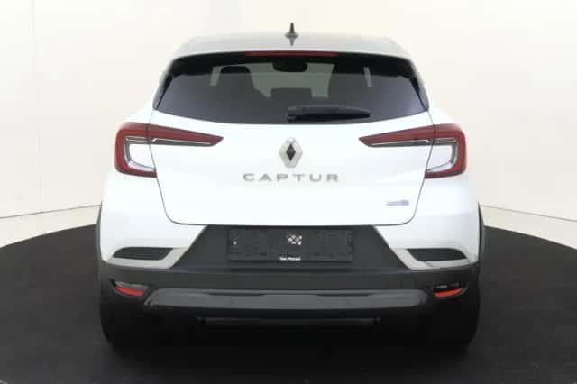 Renault Captur (2021) thumbnail 5