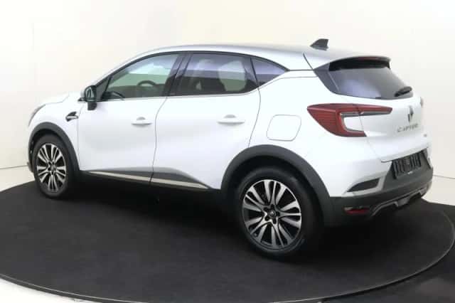 Renault Captur (2021) thumbnail 7