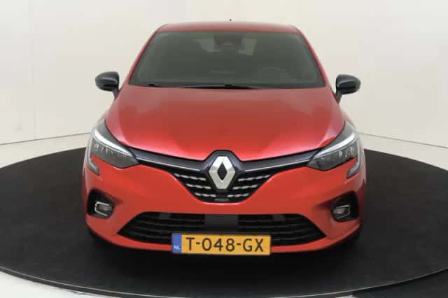 Renault Clio (2023) thumbnail 4