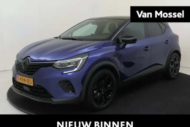 Renault Captur (2023) thumbnail 1