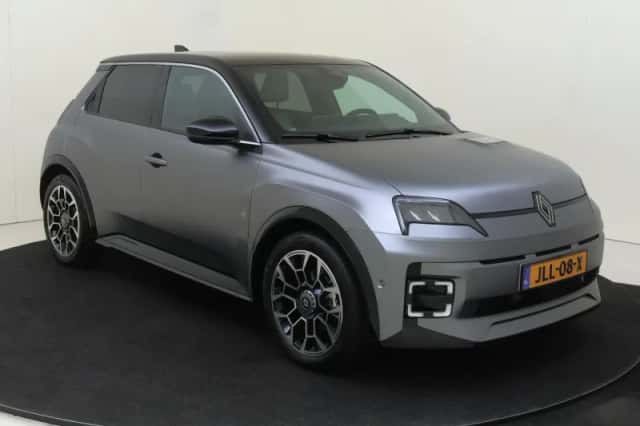 Renault 5 (2025) thumbnail 3