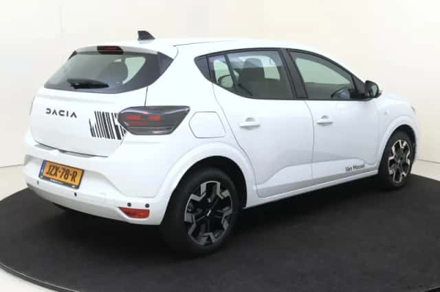 Dacia Sandero Stepway (2026) thumbnail 8