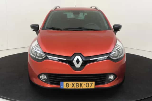 Renault Clio (2014) thumbnail 2