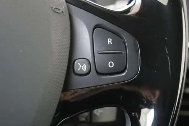 Renault Clio (2014) thumbnail 18