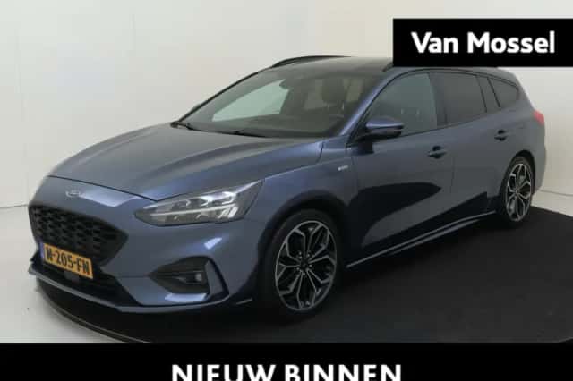 Ford Focus (2020) thumbnail 1