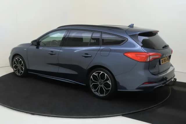Ford Focus (2020) thumbnail 5