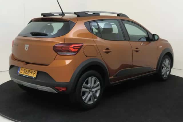 Dacia Sandero Stepway (2021) thumbnail 8