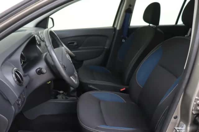 Dacia Sandero (2016) thumbnail 14
