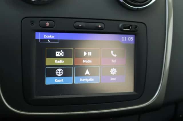Dacia Sandero (2016) thumbnail 19