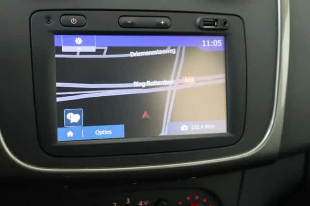 Dacia Sandero (2016) thumbnail 20