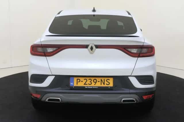 Renault Arkana (2022) thumbnail 6