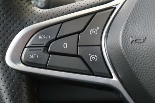 Renault Clio (2024) thumbnail 17