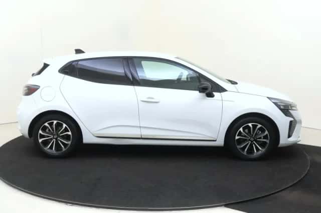 Renault Clio (2024) thumbnail 6