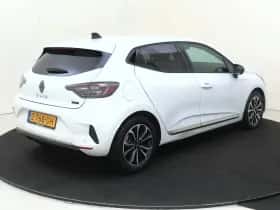 Renault Clio (2024) thumbnail 8
