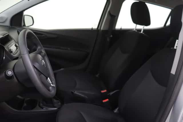 Opel Karl (2017) thumbnail 15