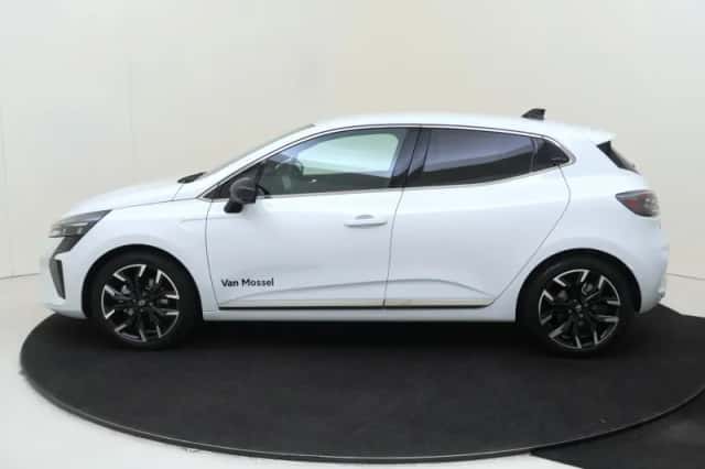 Renault Clio (2025) thumbnail 2