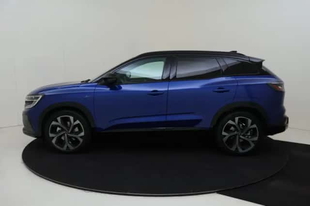 Renault Austral (2024) thumbnail 2