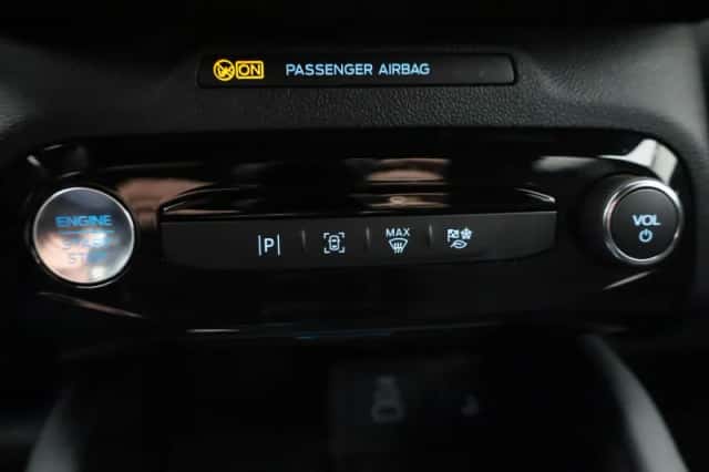 Ford Kuga (2025) thumbnail 27