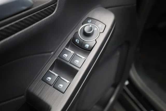 Ford Kuga (2025) thumbnail 35