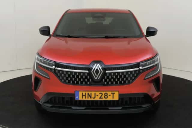 Renault Austral (2025) thumbnail 2