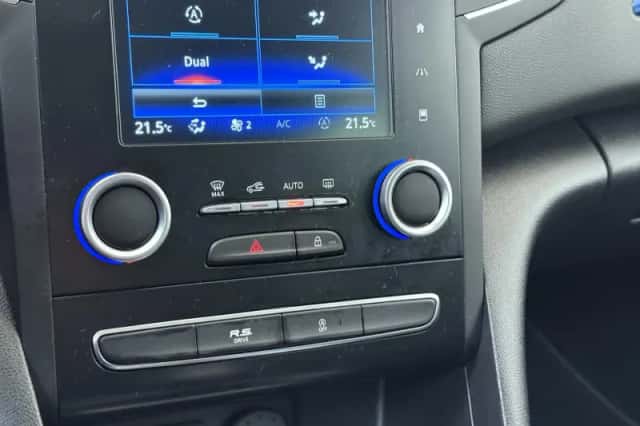Renault Mégane (2016) thumbnail 23