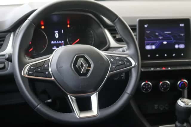 Renault Captur (2023) thumbnail 14