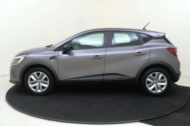 Renault Captur (2023) thumbnail 4