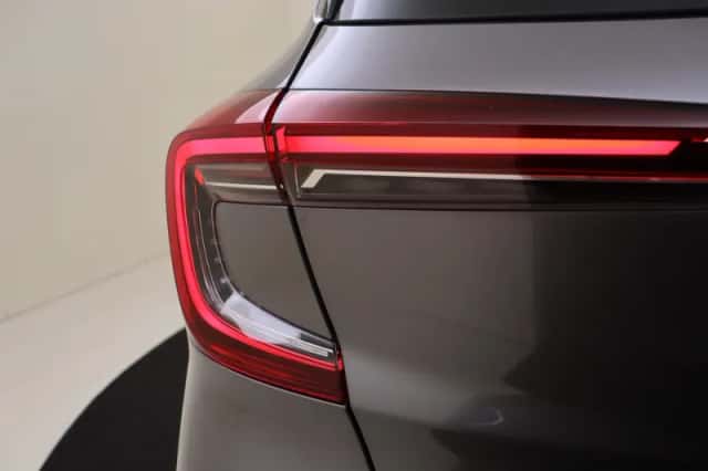 Renault Captur (2023) thumbnail 31