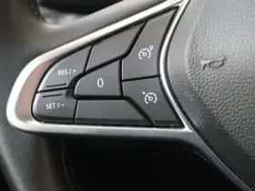 Renault Clio (2020) thumbnail 17