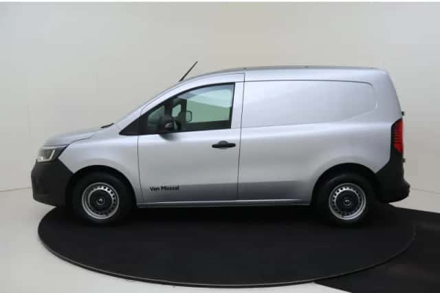 Renault Kangoo (2024) thumbnail 2