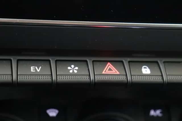 Renault Clio (2025) thumbnail 24