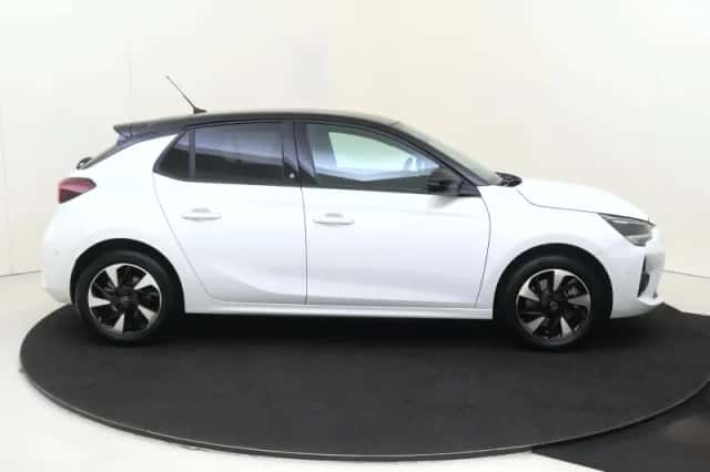 Opel Corsa-e (2023) thumbnail 6