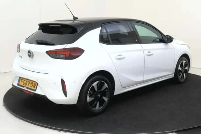 Opel Corsa-e (2023) thumbnail 8