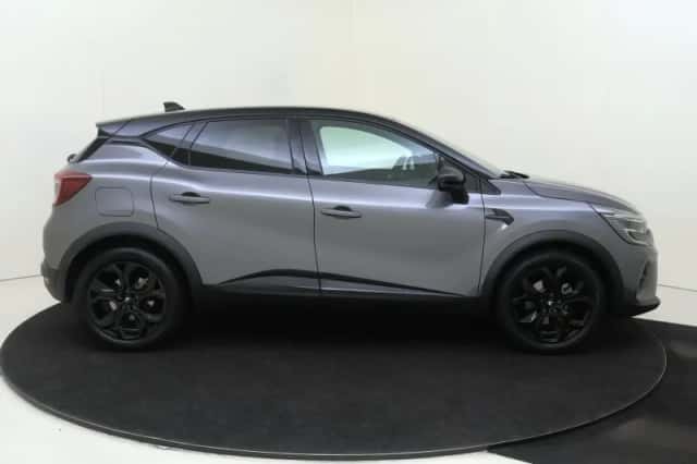 Renault Captur (2022) thumbnail 6
