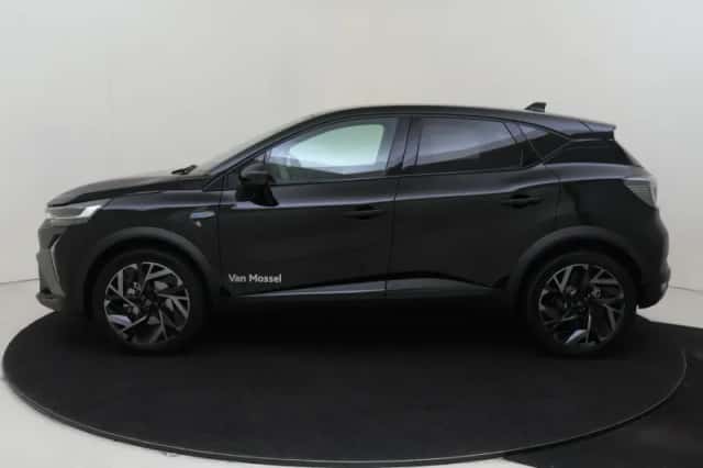 Renault Captur (2025) thumbnail 2