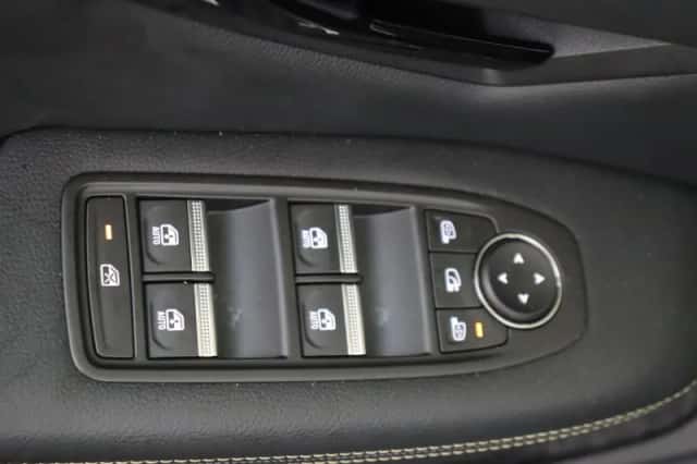 Renault Mégane E-Tech (2025) thumbnail 23