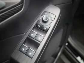 Ford Kuga (2025) thumbnail 35
