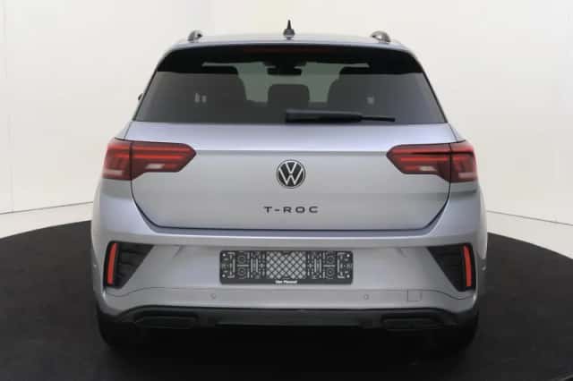 Volkswagen T-Roc (2025) thumbnail 5