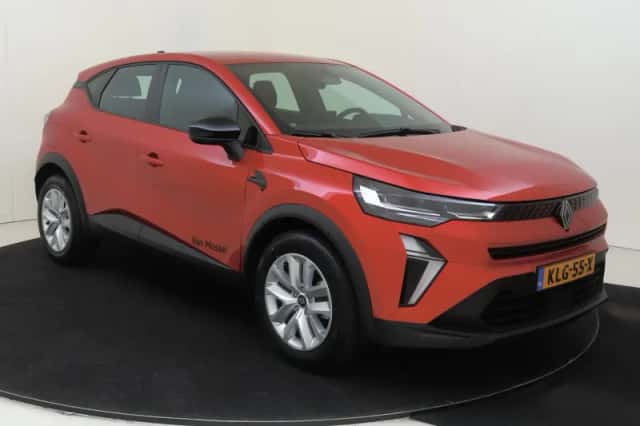 Renault Captur (2026) thumbnail 3