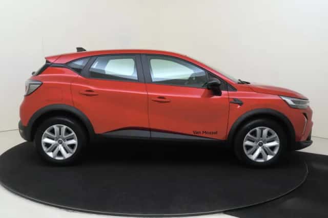 Renault Captur (2026) thumbnail 6