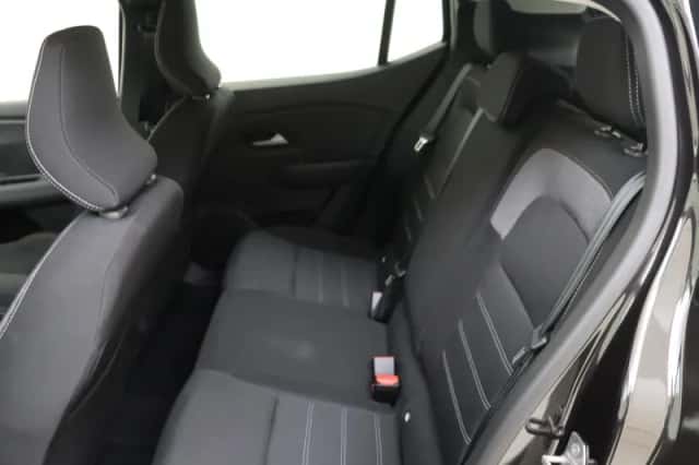 Dacia Sandero Stepway (2024) thumbnail 5