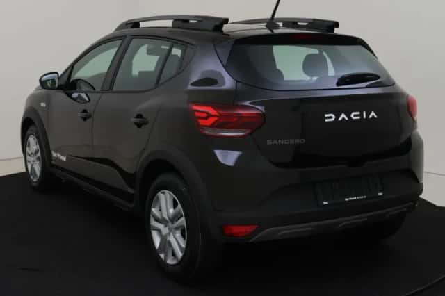 Dacia Sandero Stepway (2024) thumbnail 6