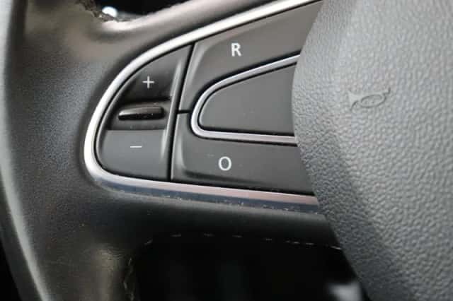 Renault Kadjar (2021) thumbnail 17