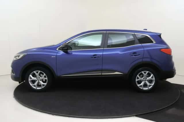 Renault Kadjar (2021) thumbnail 4