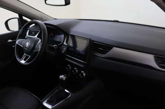 Renault Captur (2021) thumbnail 5